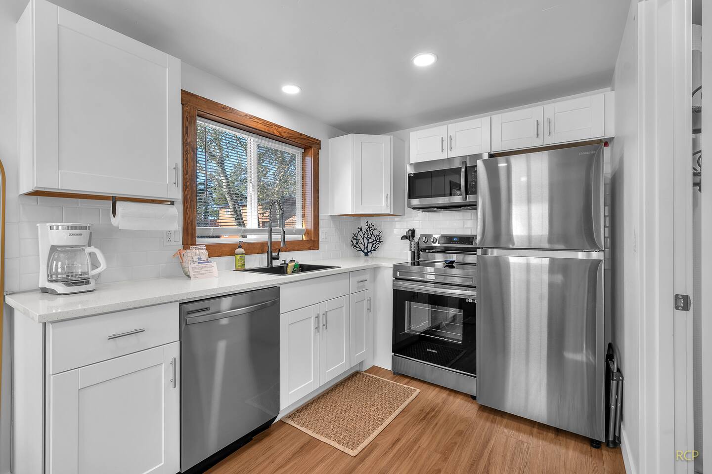 Crab Cottage-Cozy Coastal Studio Retreat