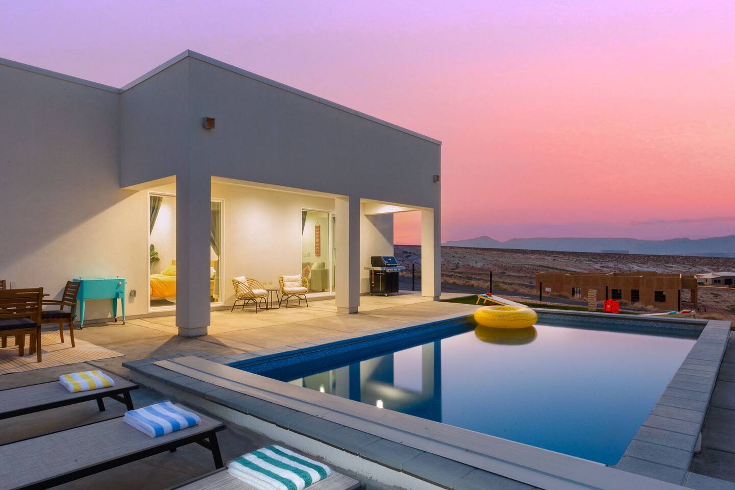 Lakeview Oasis at Powell - Heated Pool+Lake Views