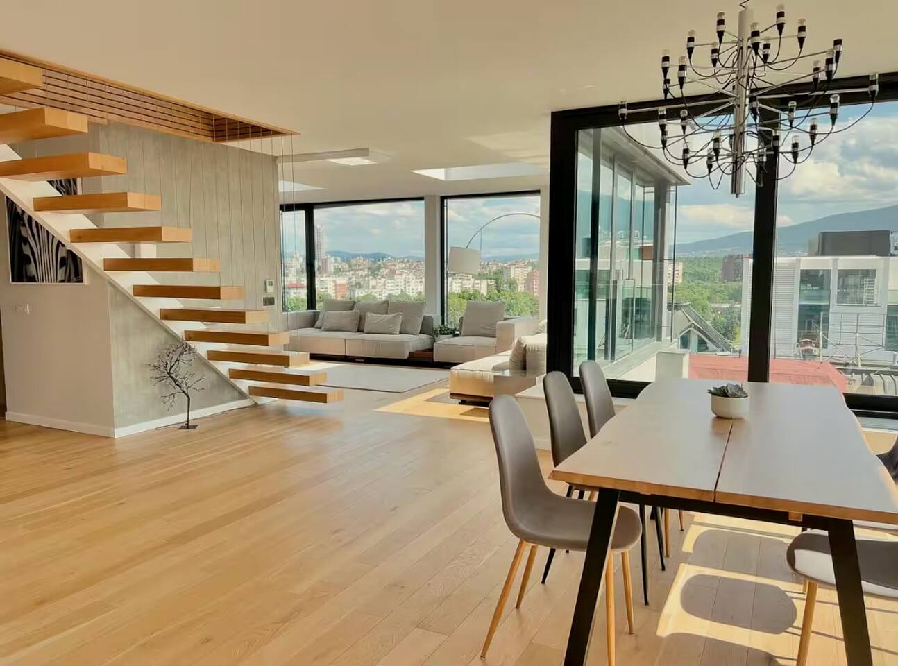 360 Stunning View 2 Floors Penthouse 3BD 2BA