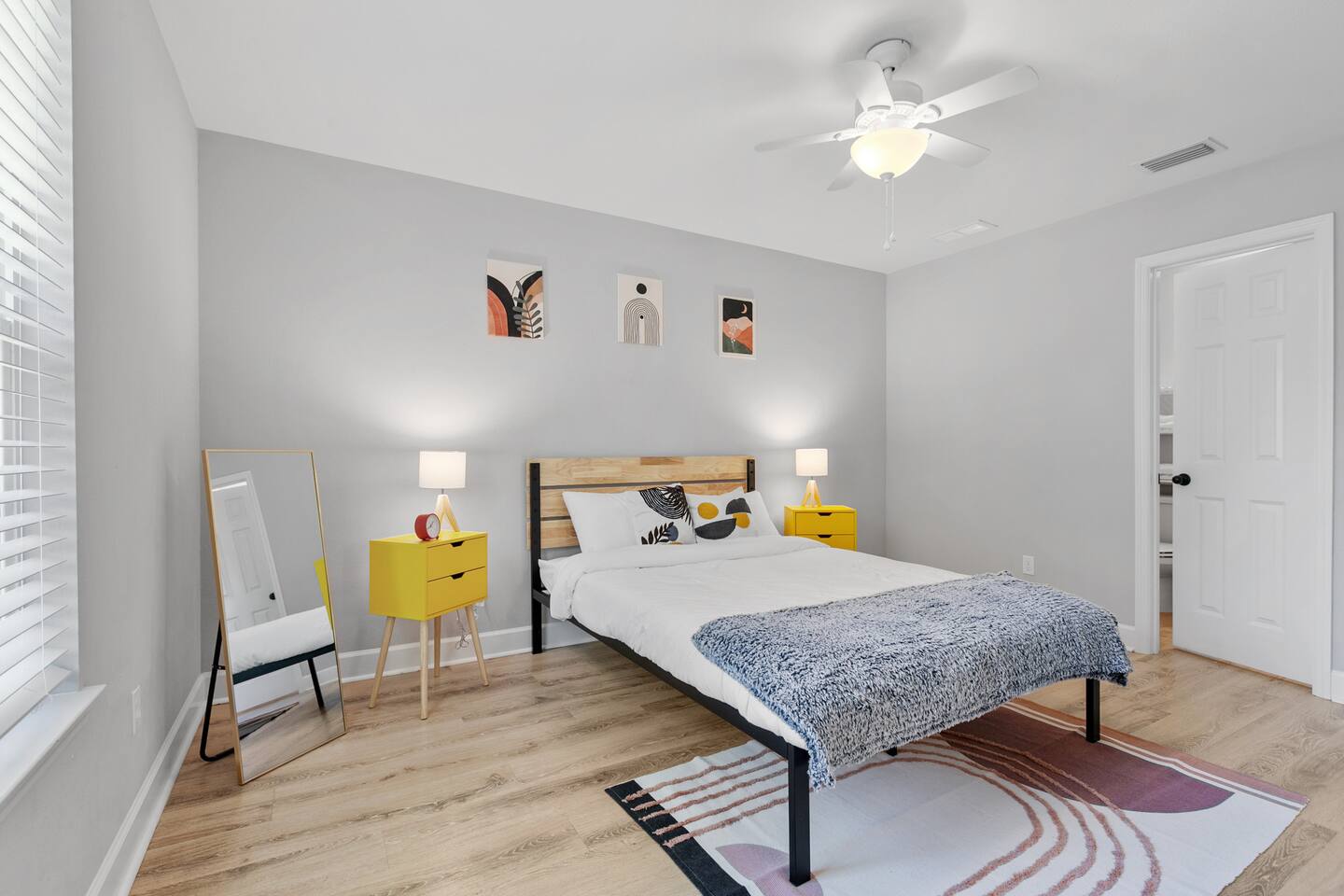 Cozy 3BR Home l Big Backyard l Pet-Friendly — photo 3