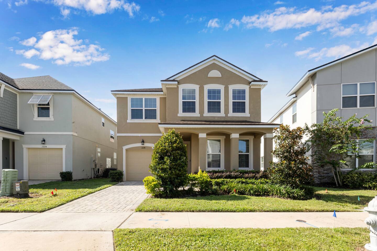 Elegant Solara 7 br Pool retreat-9 min to Disney!