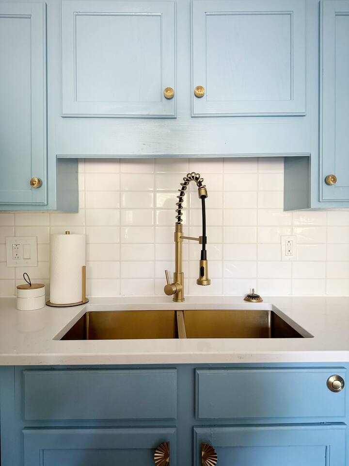 Cypress Suites 7A | KING 2BD/1BA Apt in Newburgh