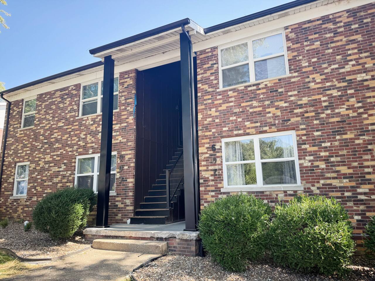 Cypress Suites 7A | KING 2BD/1BA Apt in Newburgh