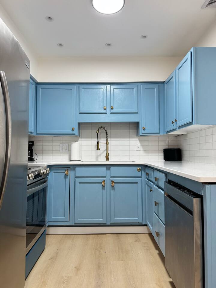 Cypress Suites 7A | KING 2BD/1BA Apt in Newburgh