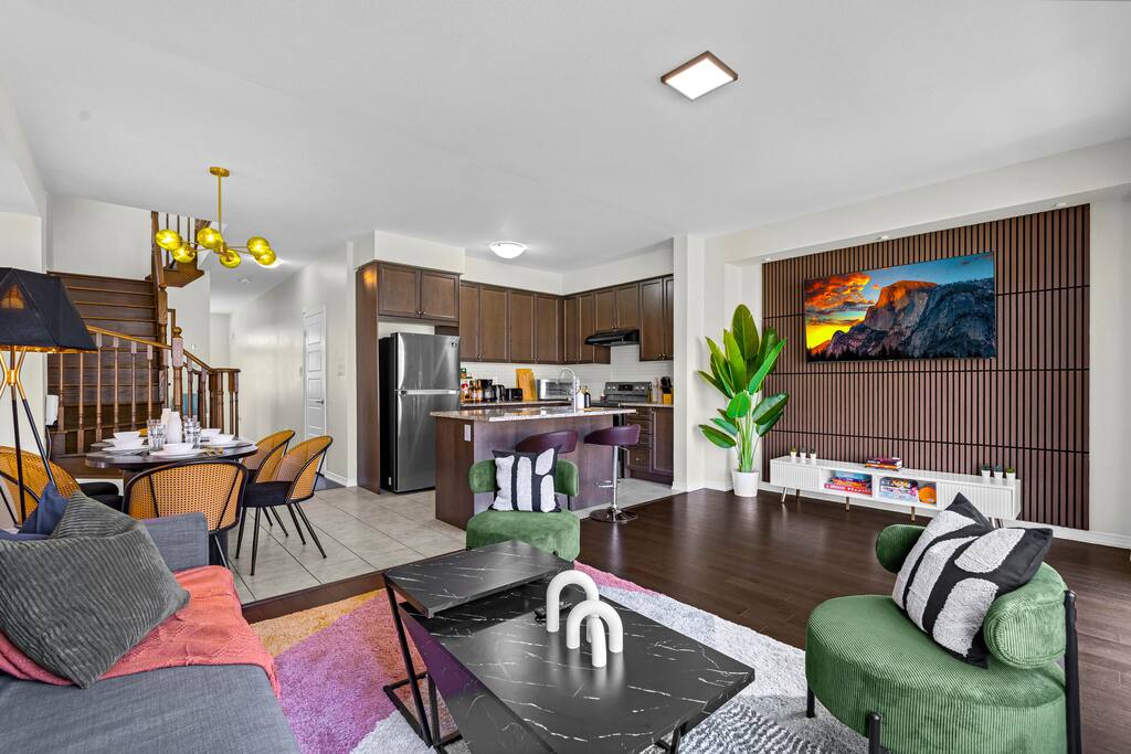 Fallsview Escape|King Bed|10 Mins to Falls|Games