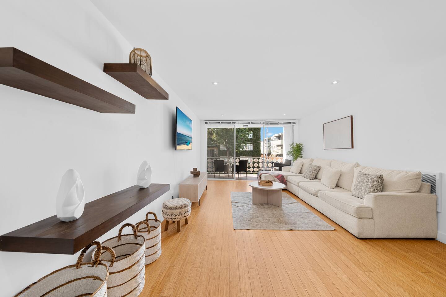 The Orchid-Beachfront Bliss Spacious 2BR Apt In Santa Monica