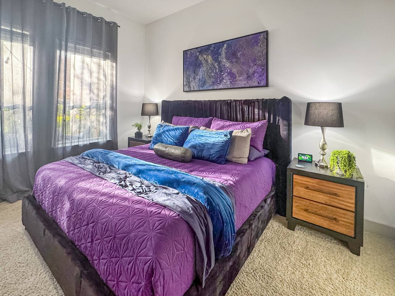 Stylish Hideaway Market Center | Design District