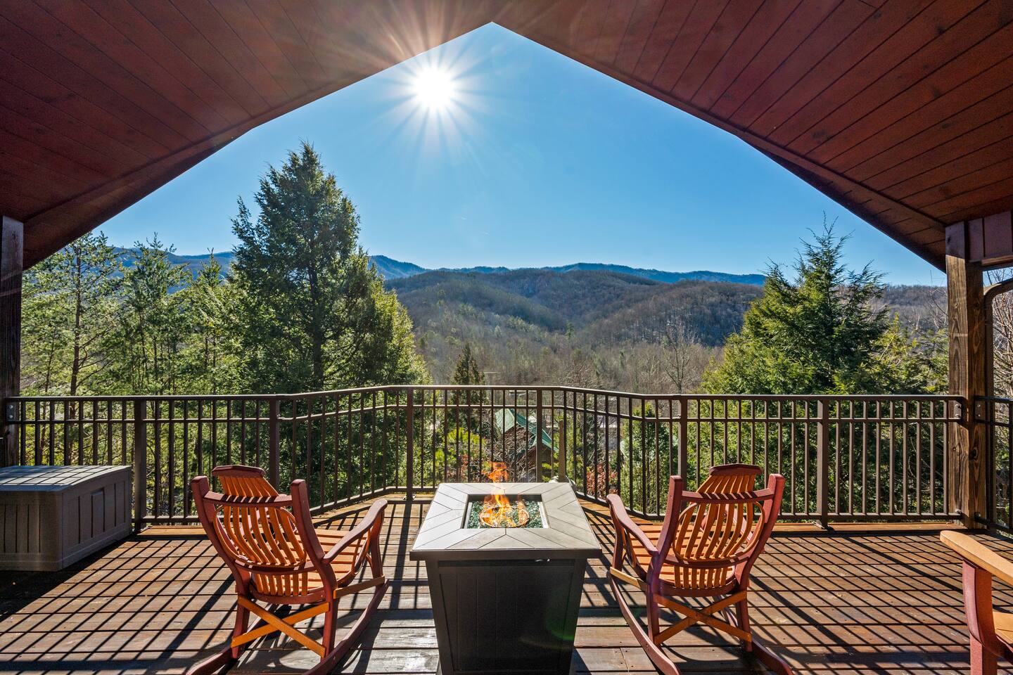 Stunning Views | Hot Tub | King Bed | Paved Roads!