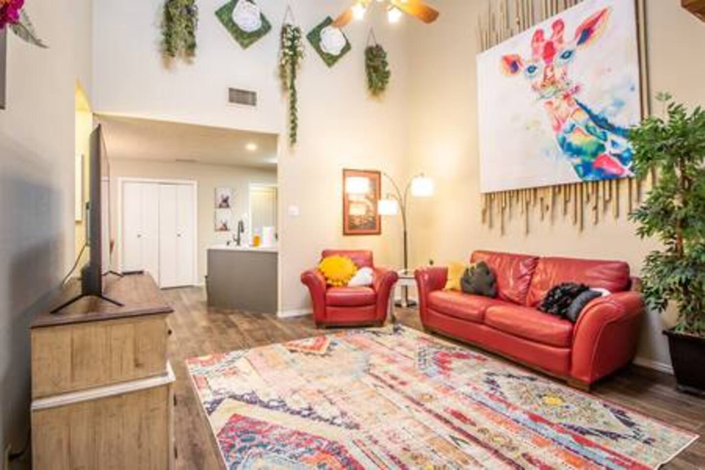 The Sanctuary | Pet Friendly | Garage Parking