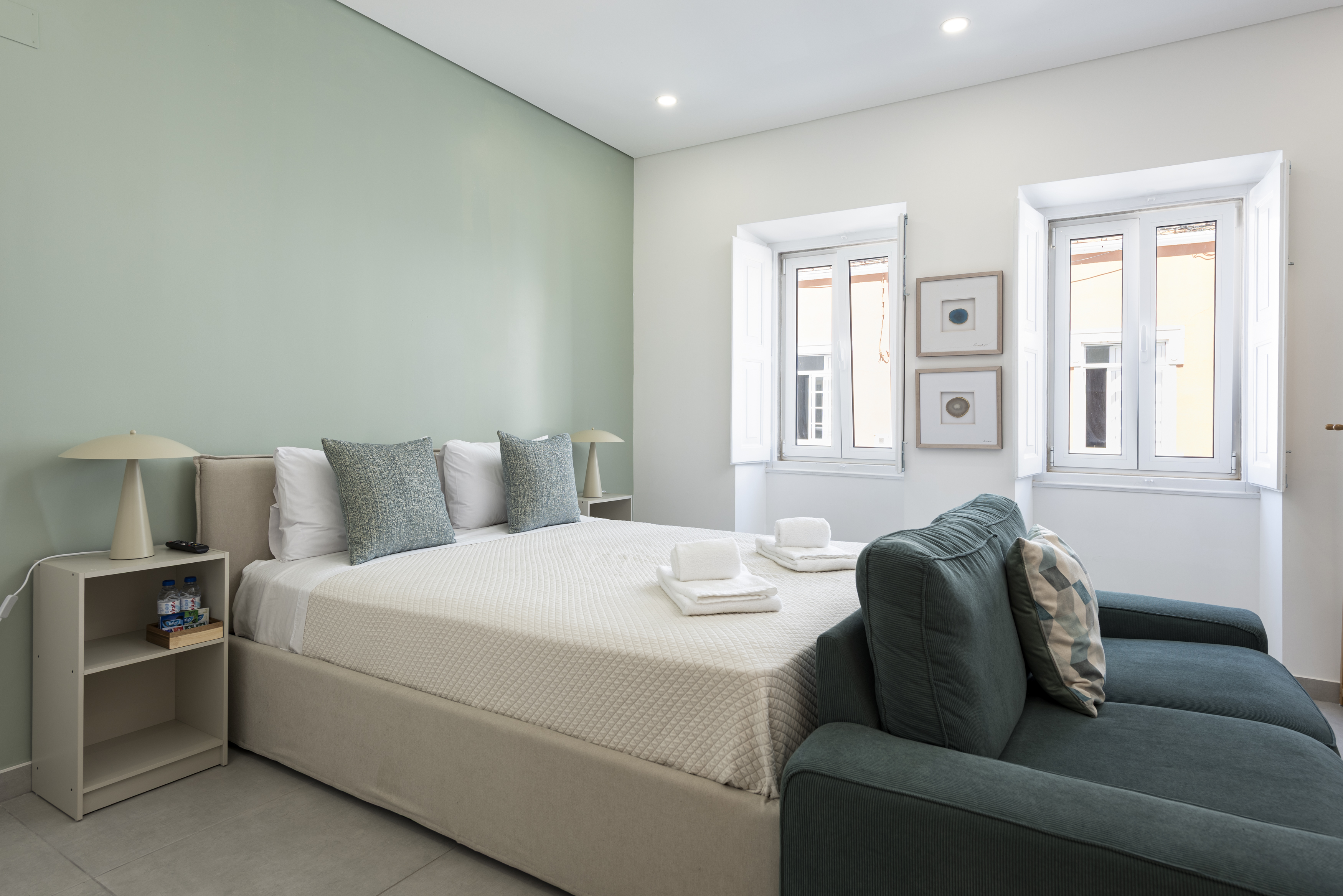 Room 1 - King Size Bedroom