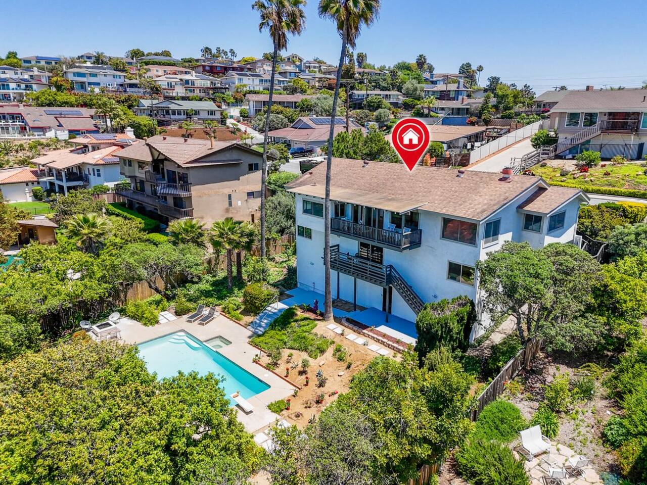 Lux Penthouse • Pool • Views • Sleep 20 • AC • Spa