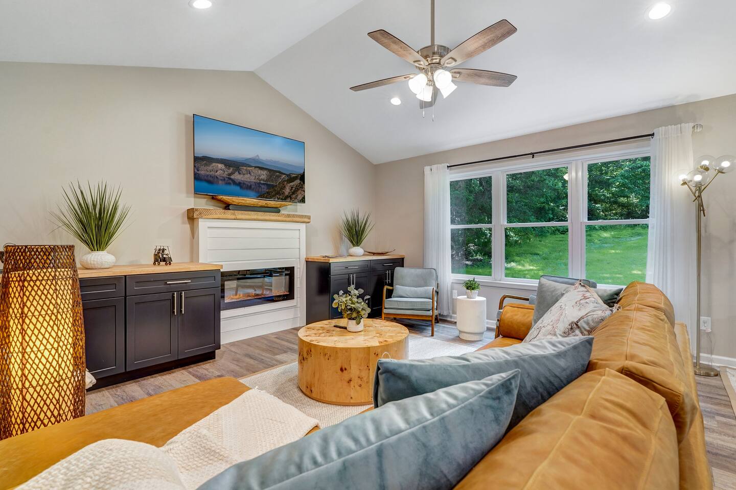 Peaceful Home near Liberty Mtn w/ Grill & Games