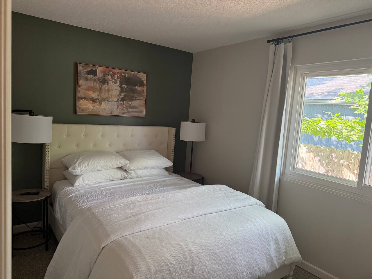 Inviting Walk Downtown QueenBeds