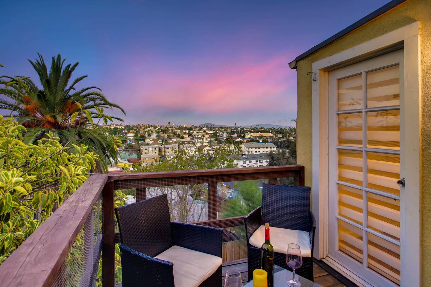 Casa California - Backyard, BBQ, Firepit & Near Beaches