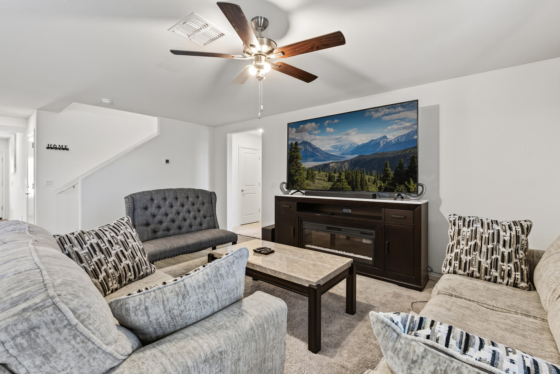 Cute and Cozy Homes in Buckeye 4BR & 2BA