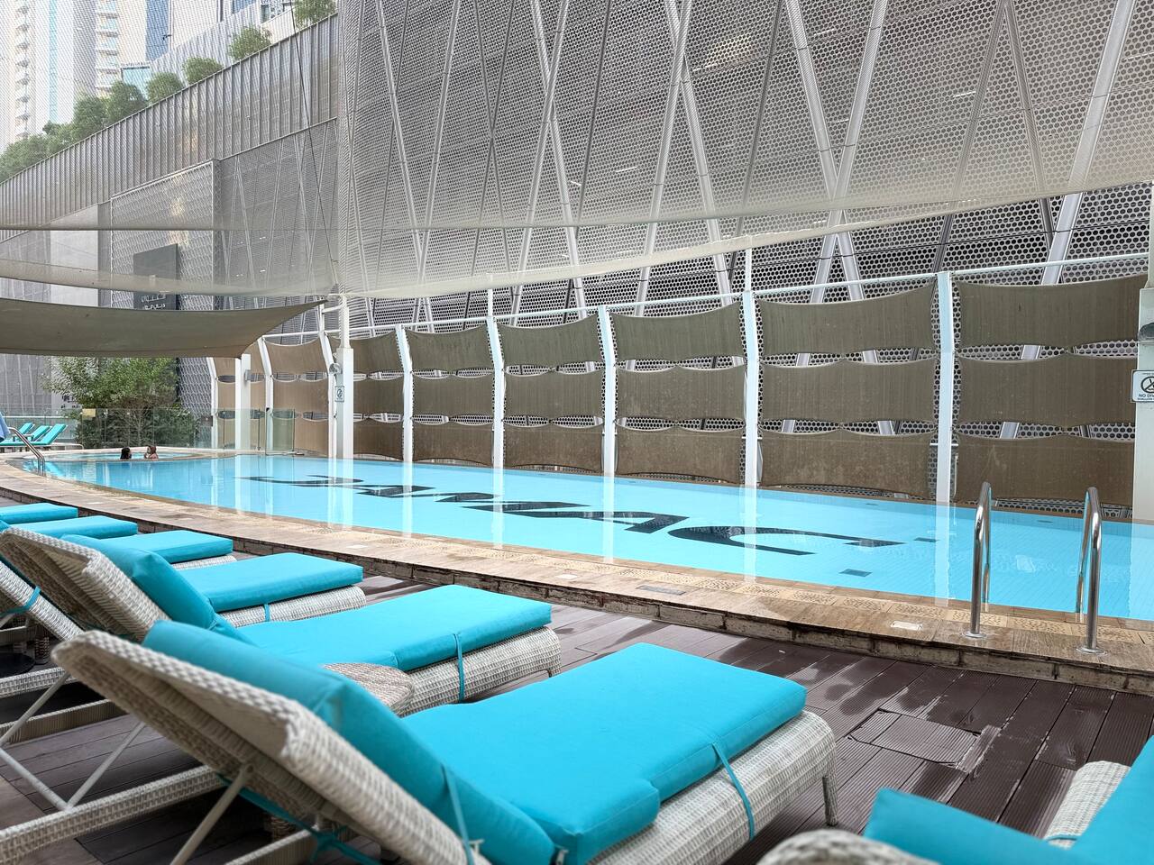 ASHRI Luxury apt Steps to Dubai Mall & Burj Khalifa