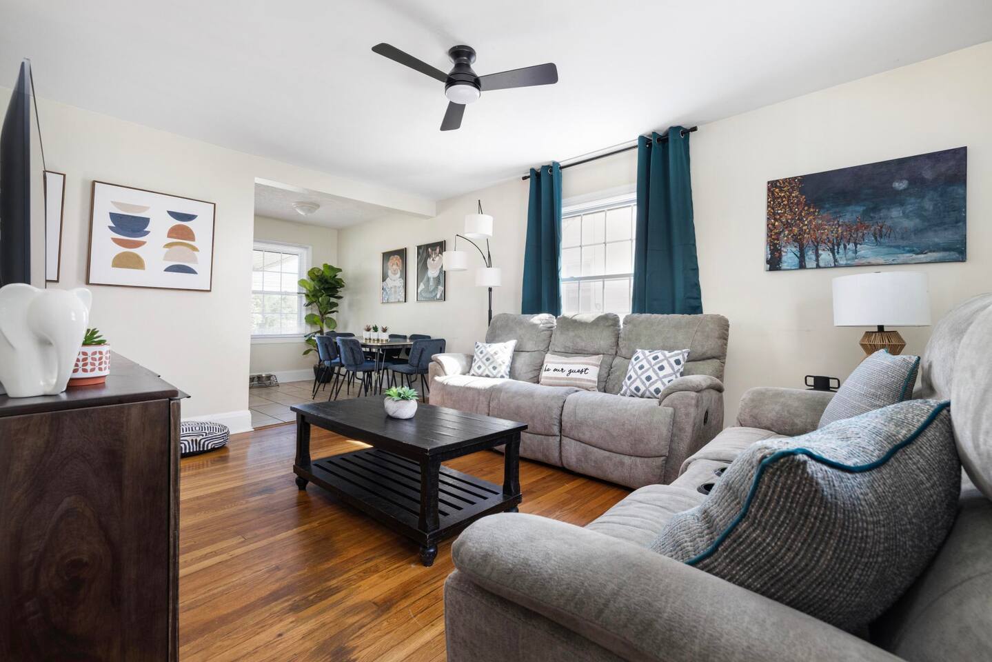 Charming home for 8 * Close to State St *