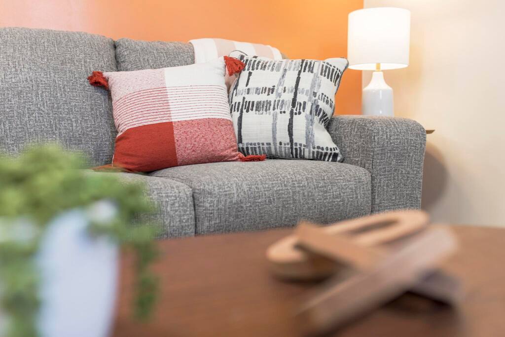 Renovated 2B, 1BA apartment in Gray
