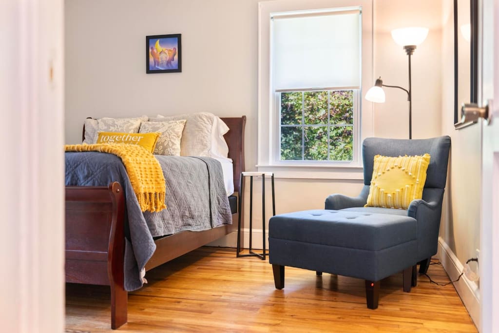3BR, 2BA house steps from historic Jonesborough