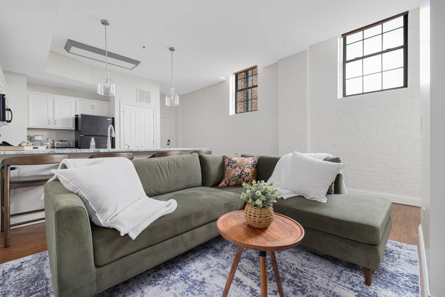 New Downtown JC Loft! - Apartment