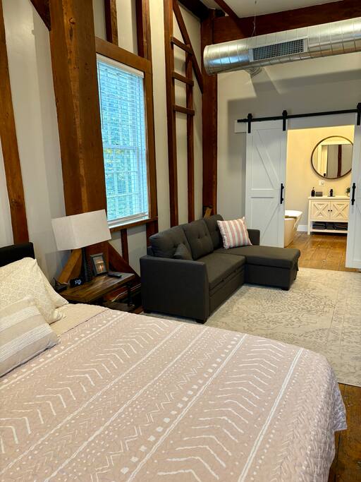 Riverbend Suite - Potter’s Mill