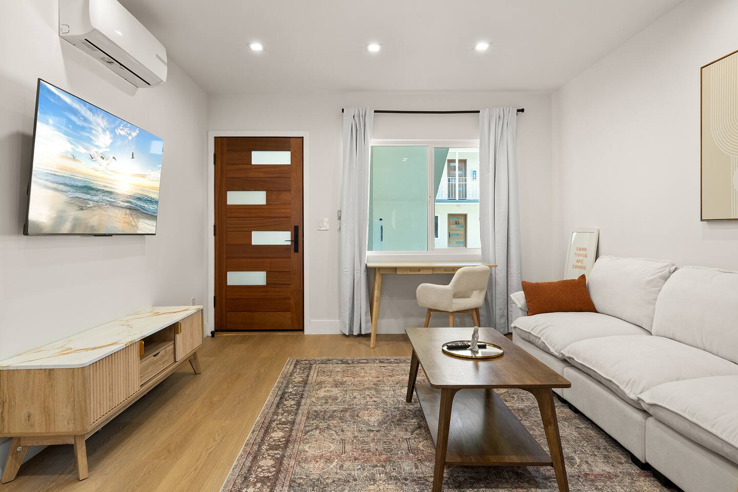 Elegant 1BR/1BA in Westwood | W/D in Bldg