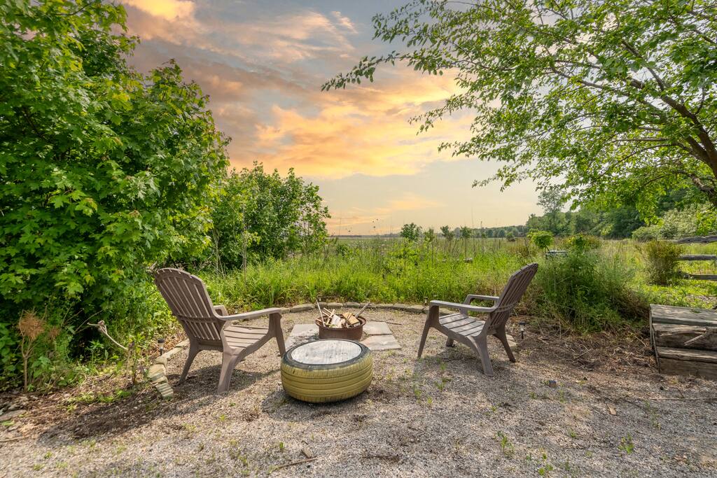 5Min->GB Beach & Pinery | CabinSuite | Firepit BBQ