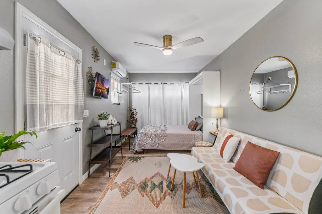 Cozy Cutie w Private Patio