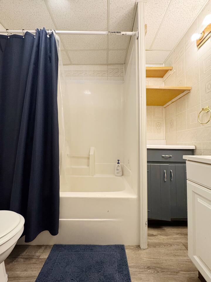 Princeton Place | QUEEN 2BD/1BA Apt