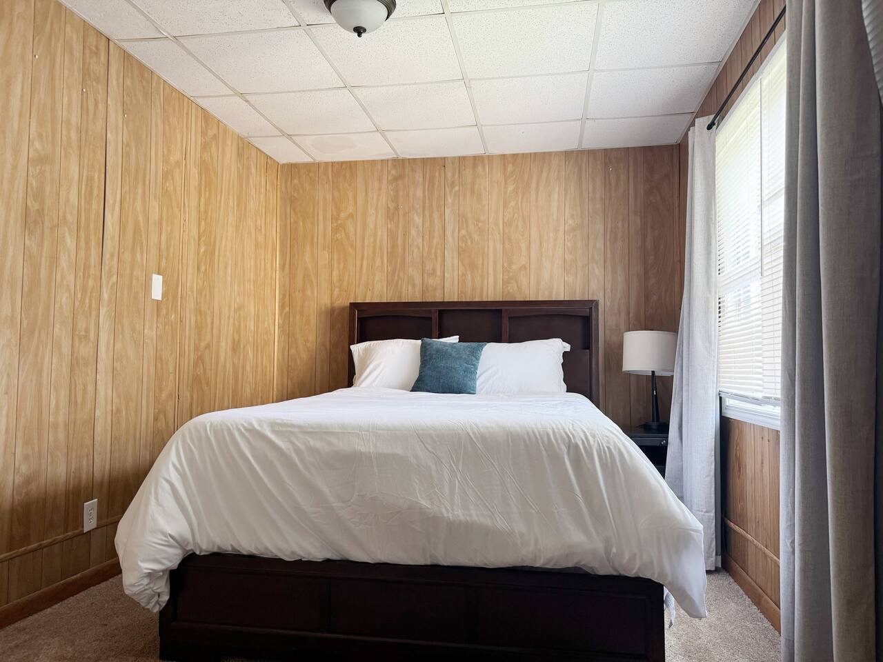 Princeton Place | QUEEN 2BD/1BA Apt photo 2