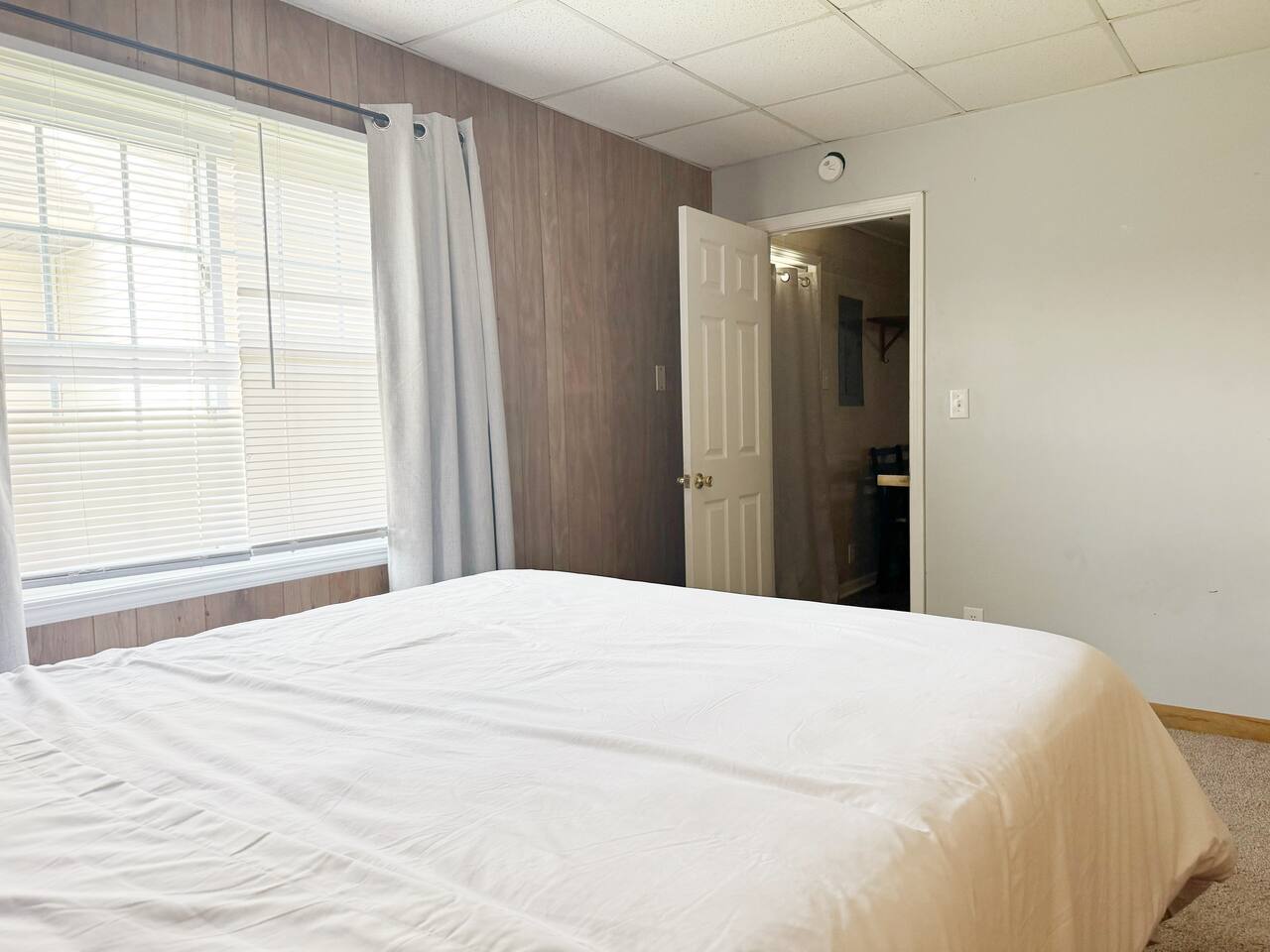 Princeton Place | QUEEN 2BD/1BA Apt