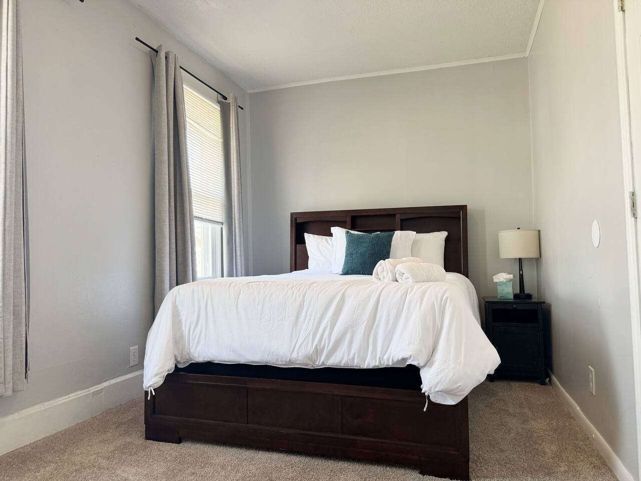 Princeton Place | QUEEN 2BD/1BA Apt