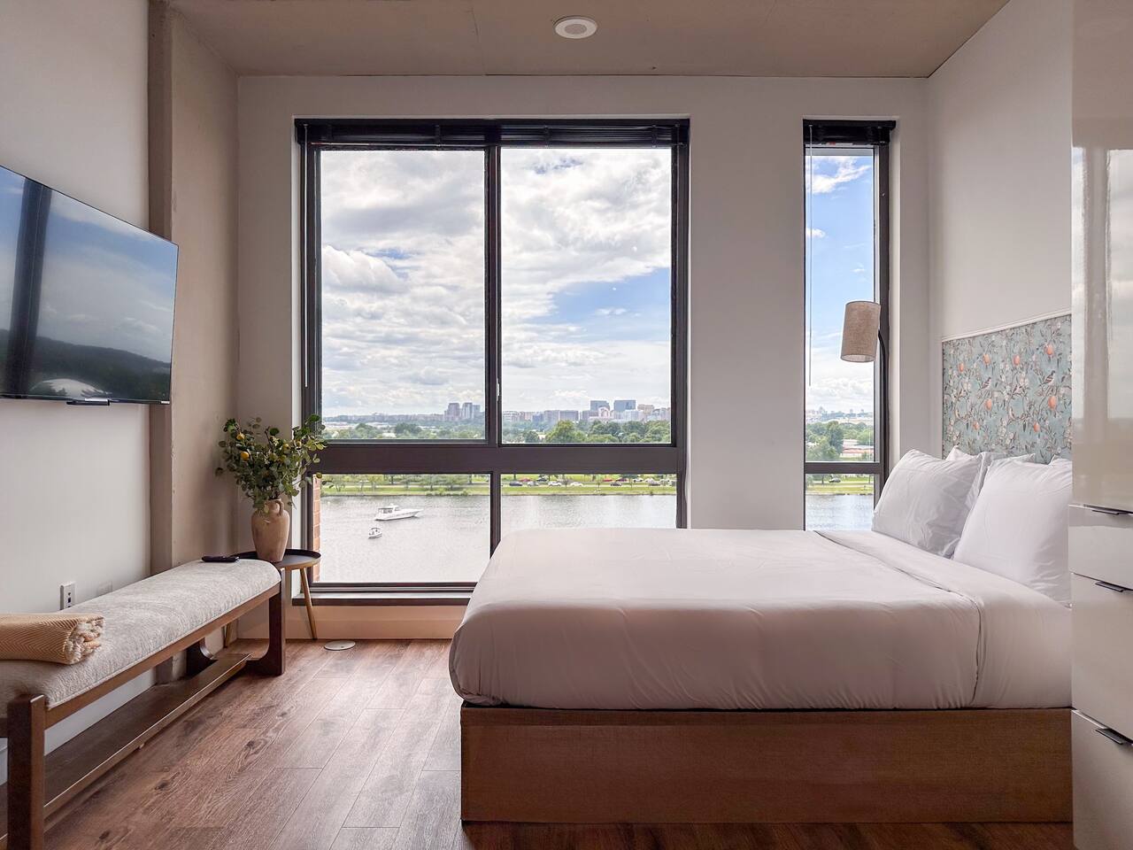 River View Suite - The Wharf DC