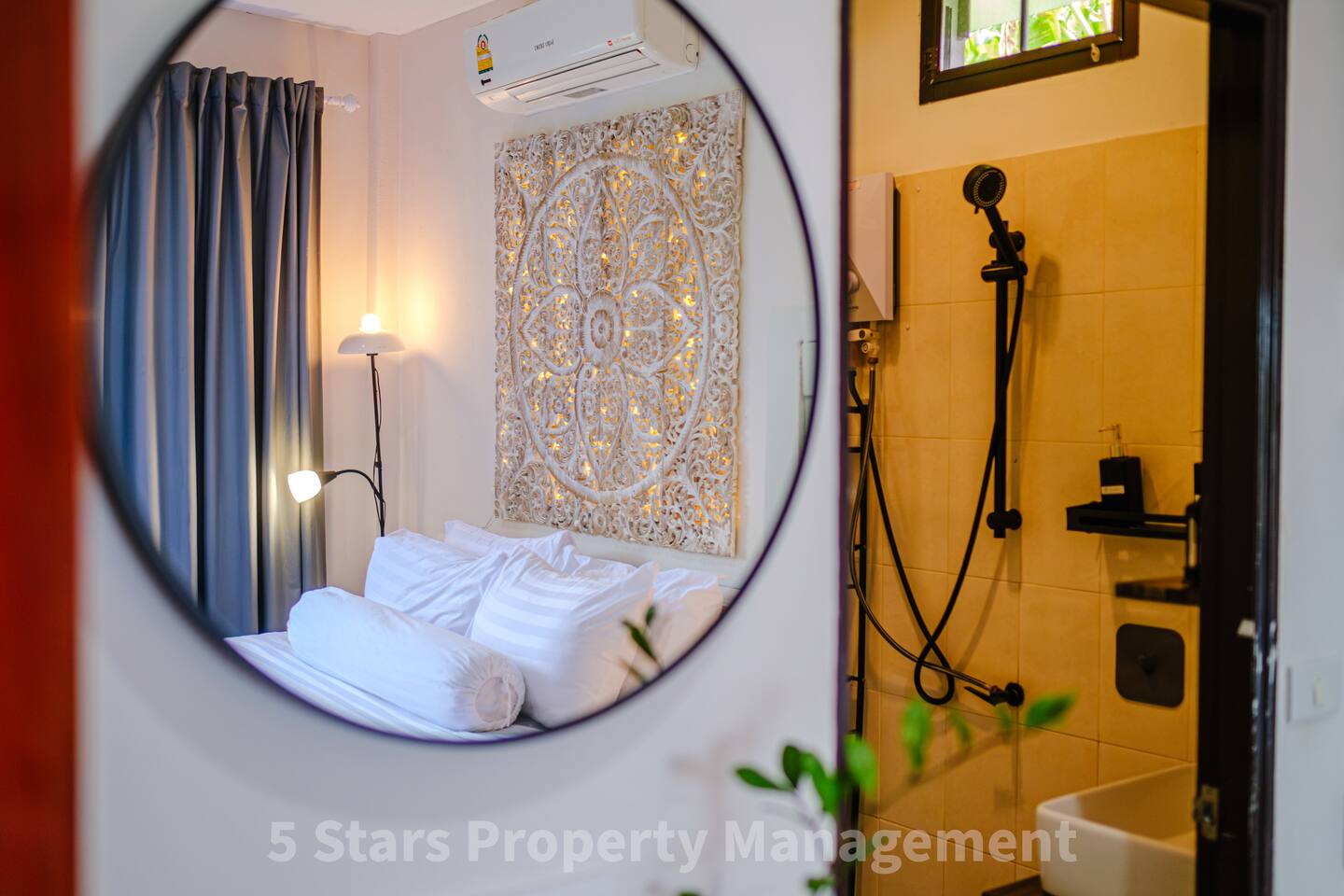 Balinese Vibe: Soft Bed, Cozy Veranda & Garden