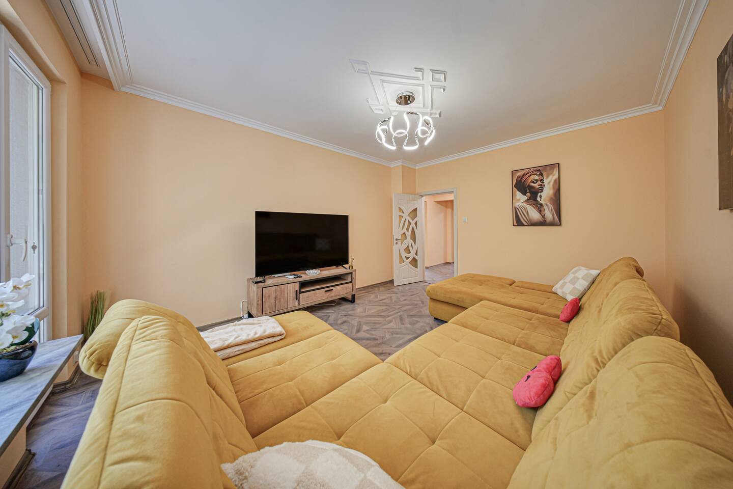 Oranssi Sunset - Free Parking