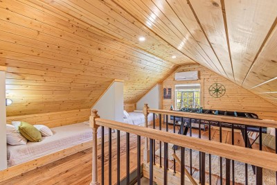 The Grand Cabin — Kids Loft photo 19