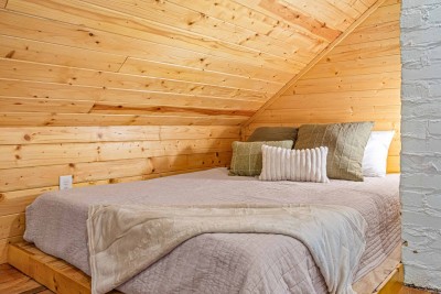 The clubhouse is a great place to catch some Zs or play some games.  This is the largest bed in the clubhouse 