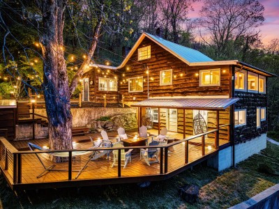 The Grand Cabin — Deck & Views photo 24