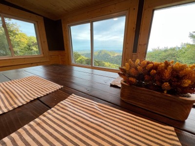 Do you prefer to have your meals with a view?  I know I do.