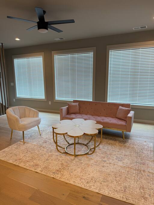 2 bed - pink paradise near Greenville/ Clemson