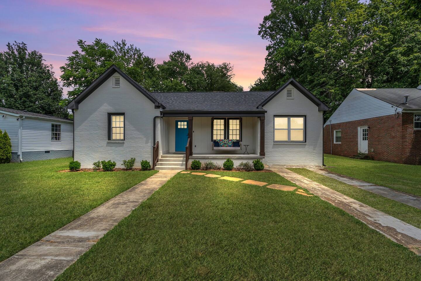 Double Diamond Rentals- 4bdr near MTSU/City Square