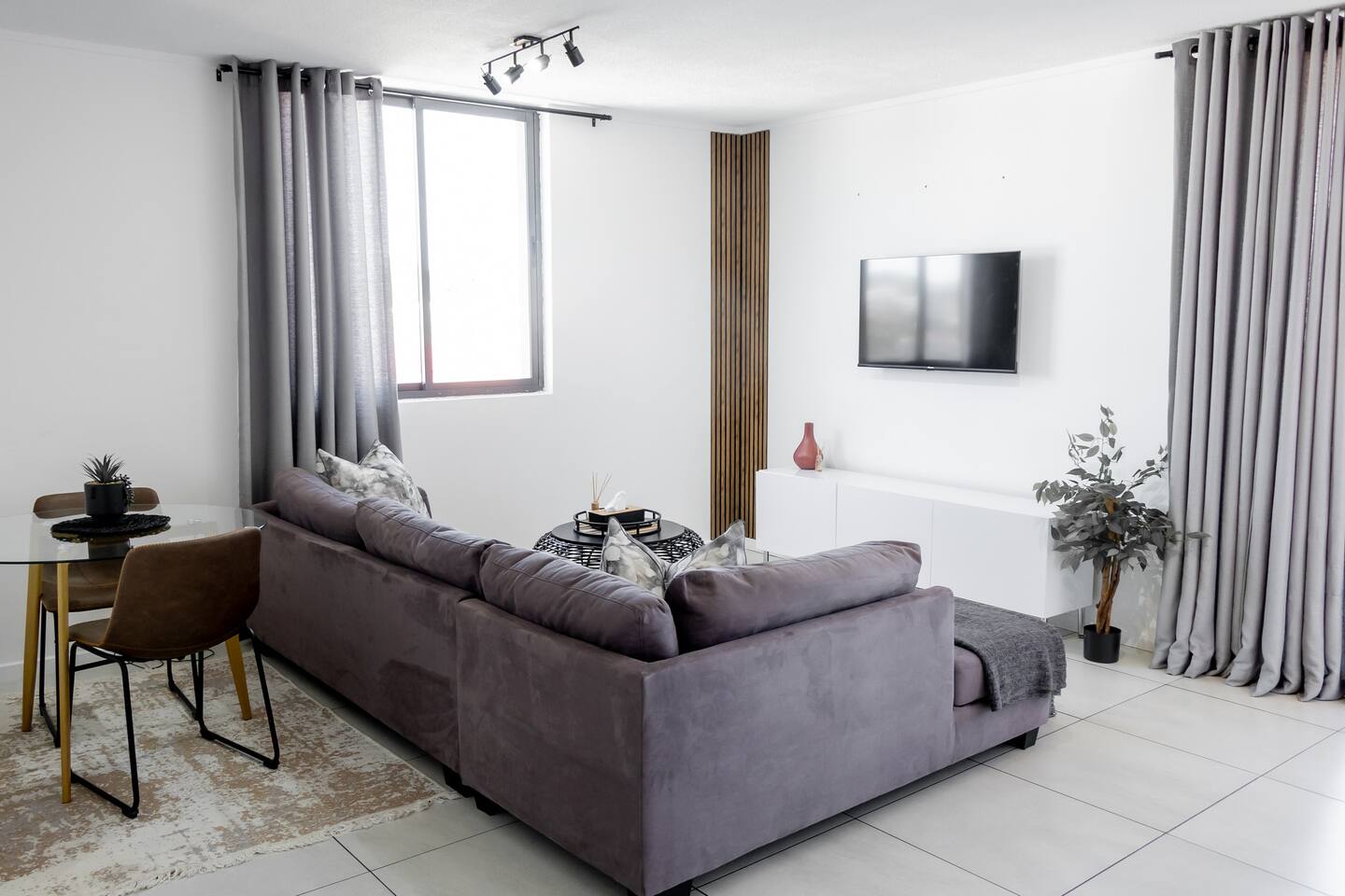 NDA Modern Stays | Heritage Heights, CityView