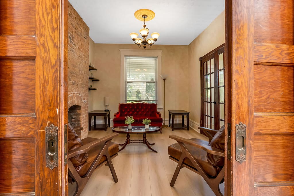 Franklin Park Gem w/ Private Gate to East Market