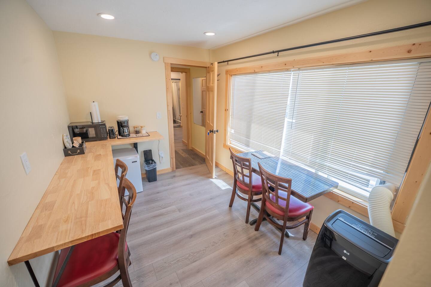 Yellowstone Horizon Hideaway