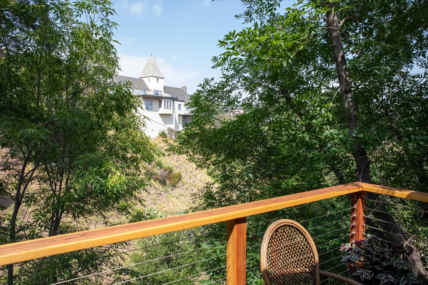 Mid-Century Hollywoodland Treehouse