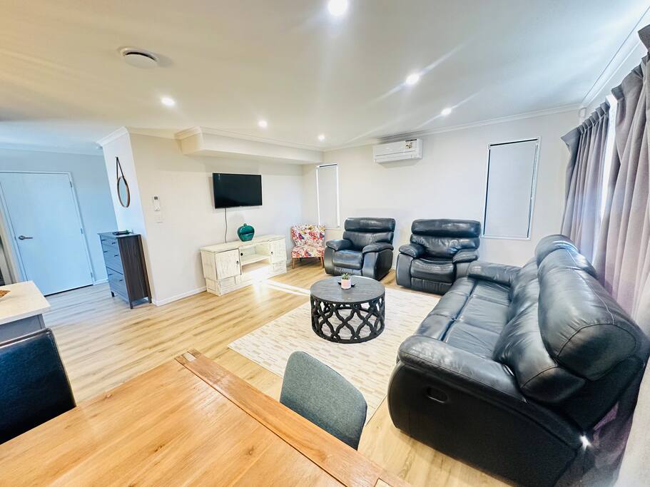 Stylish City Haven in Auckland city & Near Airport