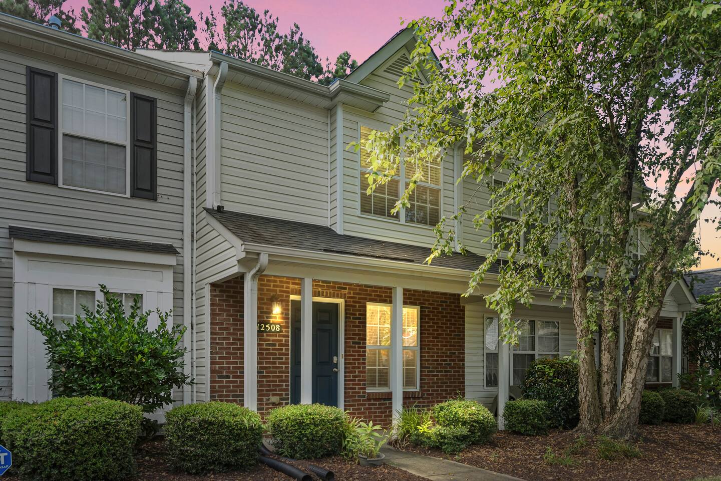 Modern 2BR Getaway | Whitewater Center + Roku TVs