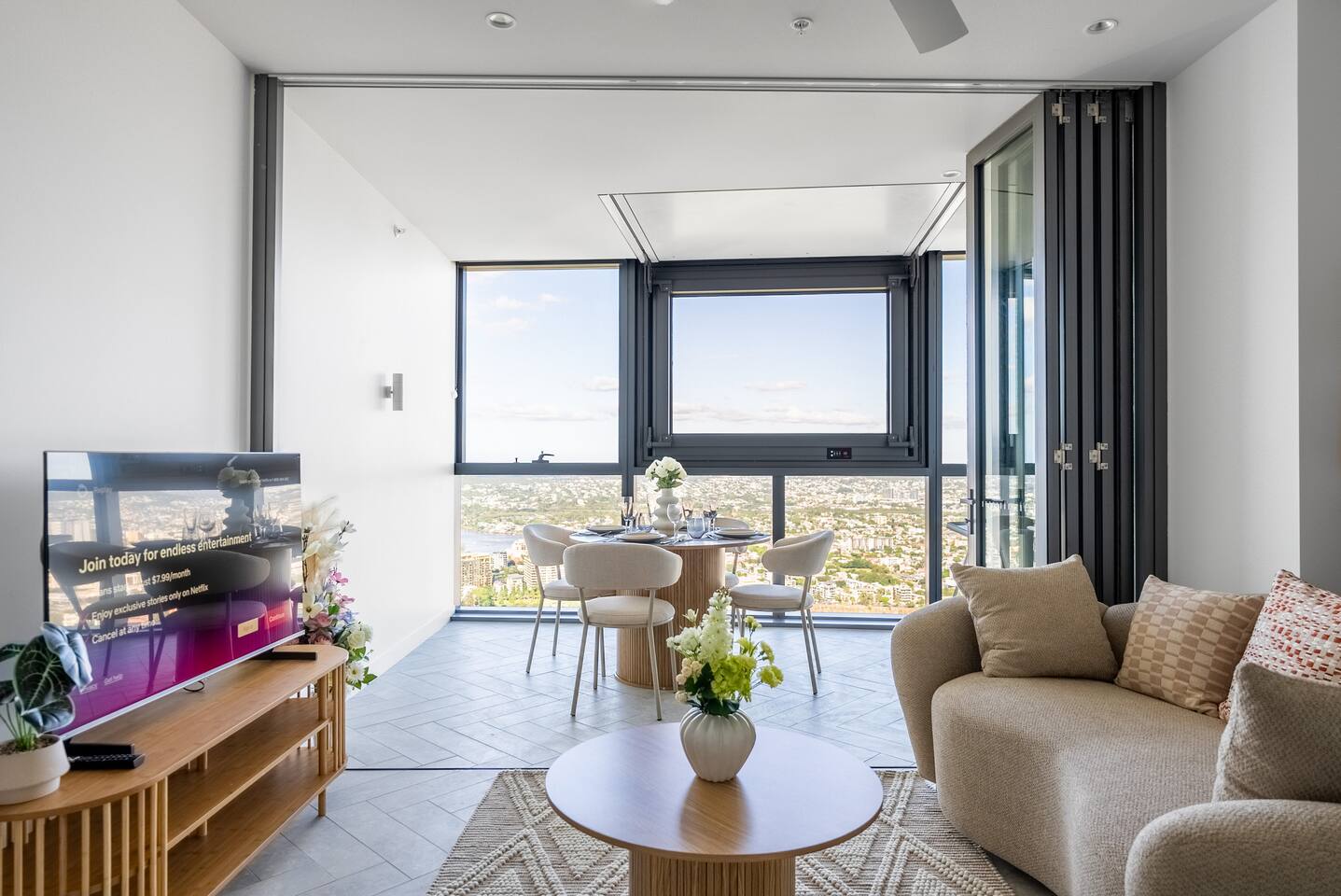 Crown's Jewel - Lv 51 Skybound Sanctuary on Casino - Apartment