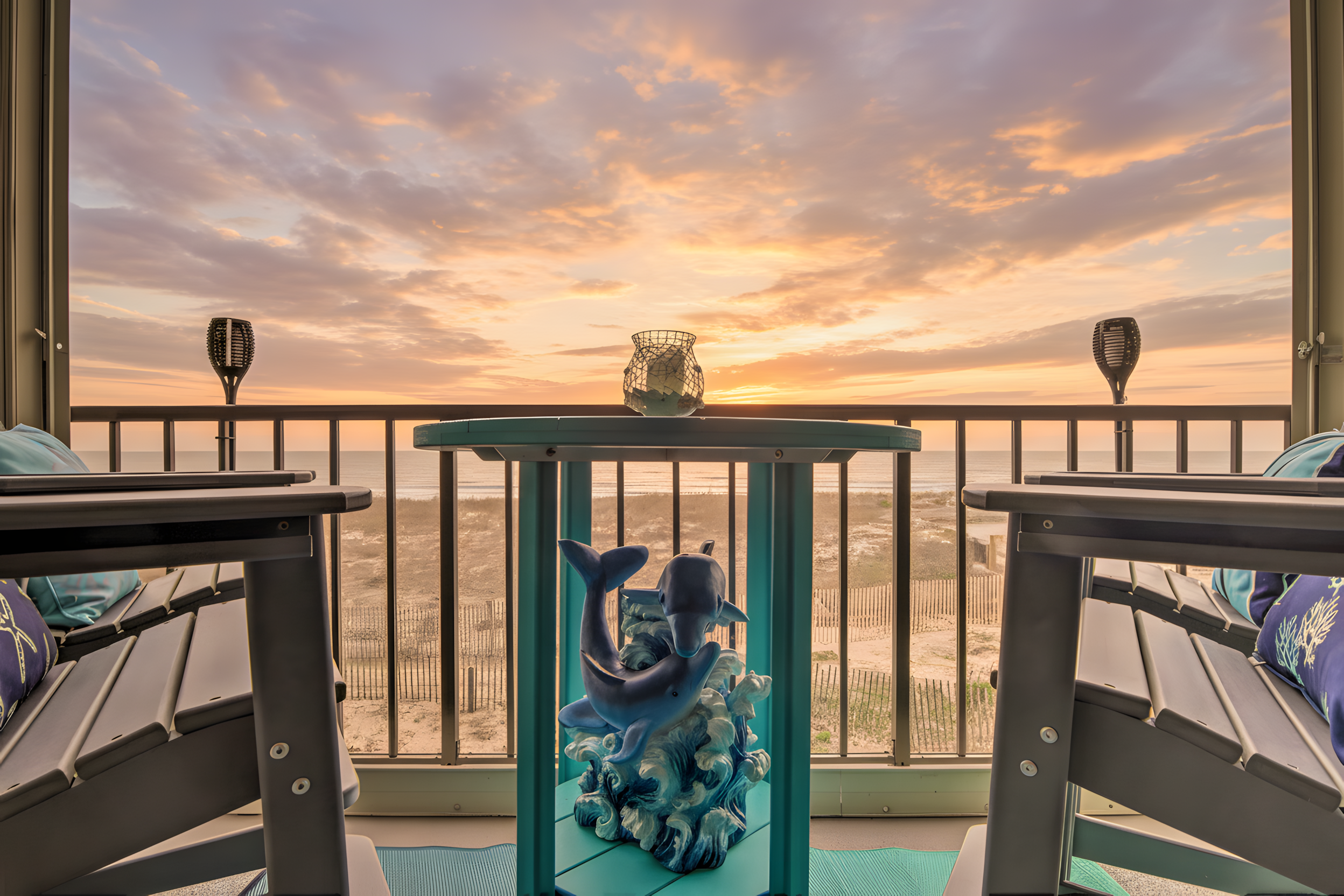 Couple's Retreat — The One with Incredible Sunrises — East Winds 202