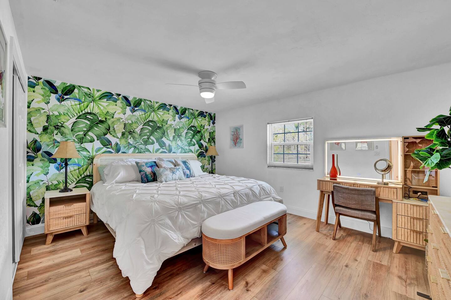 Walk to Beach | Beach Supplies | Near IMG & Marina